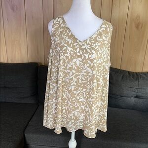 Lane Bryant Beige and White Leaf Print Tank Top Size 18